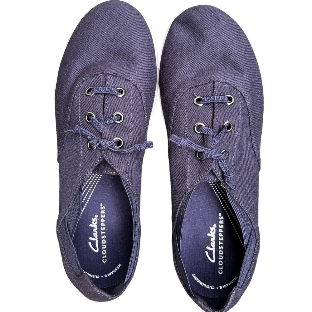 CLARKS WOMENS CLOUDSTEPPERS NAVY BLUE SHORT LACE SLIP ON SNEAKERS